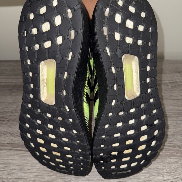 ADIDAS Ultra Boost 20 Signal Neon Green Men 11.5 FY8984 2020 Year Running Shoes - Picture 5 of 6